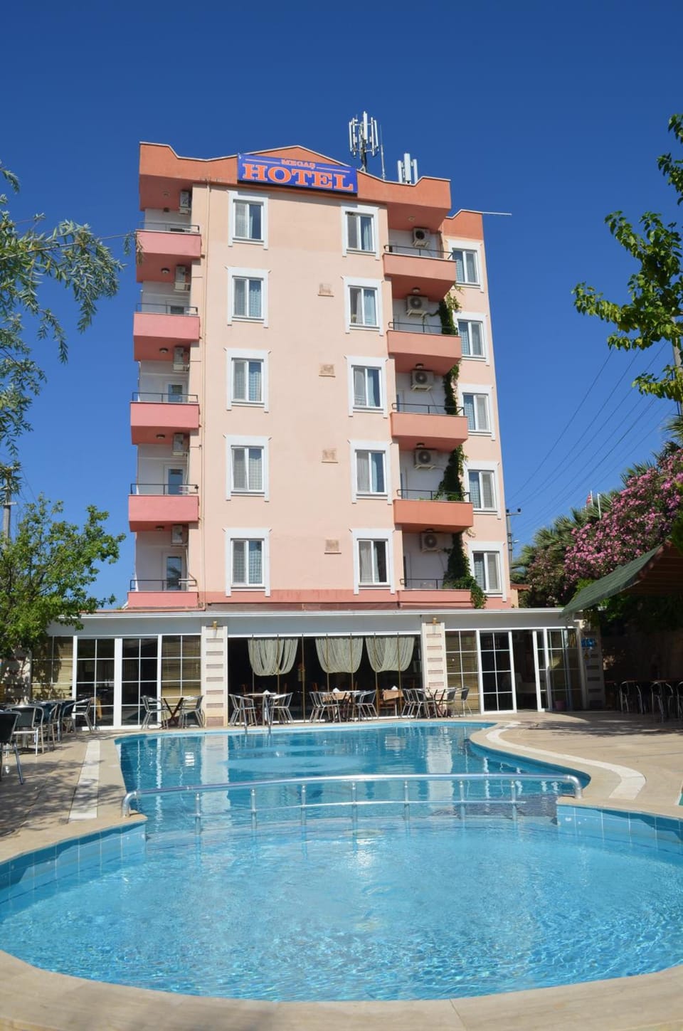 Megas Hotel Hotel in İzmir Province