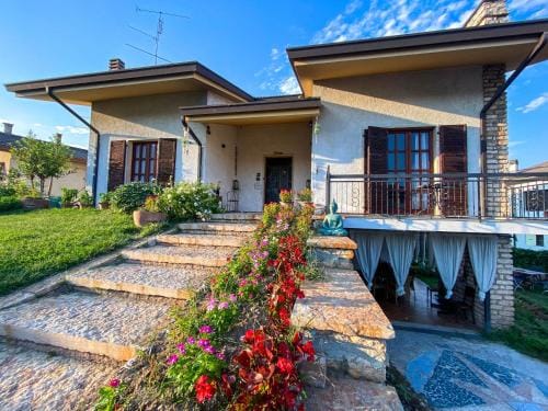 Nest Guesthouse Hotel in Castelnuovo del Garda