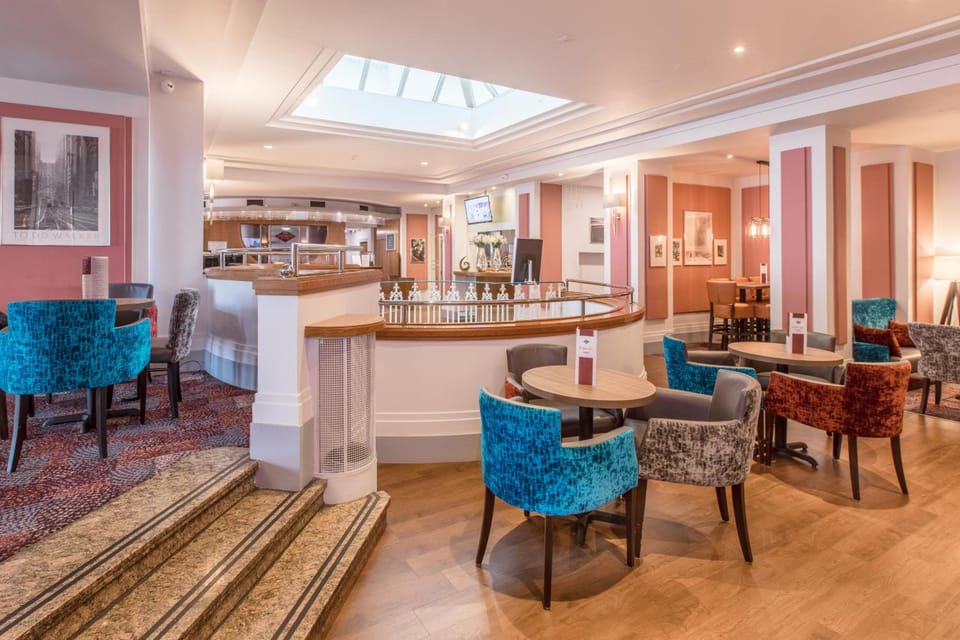 Bar/lounge