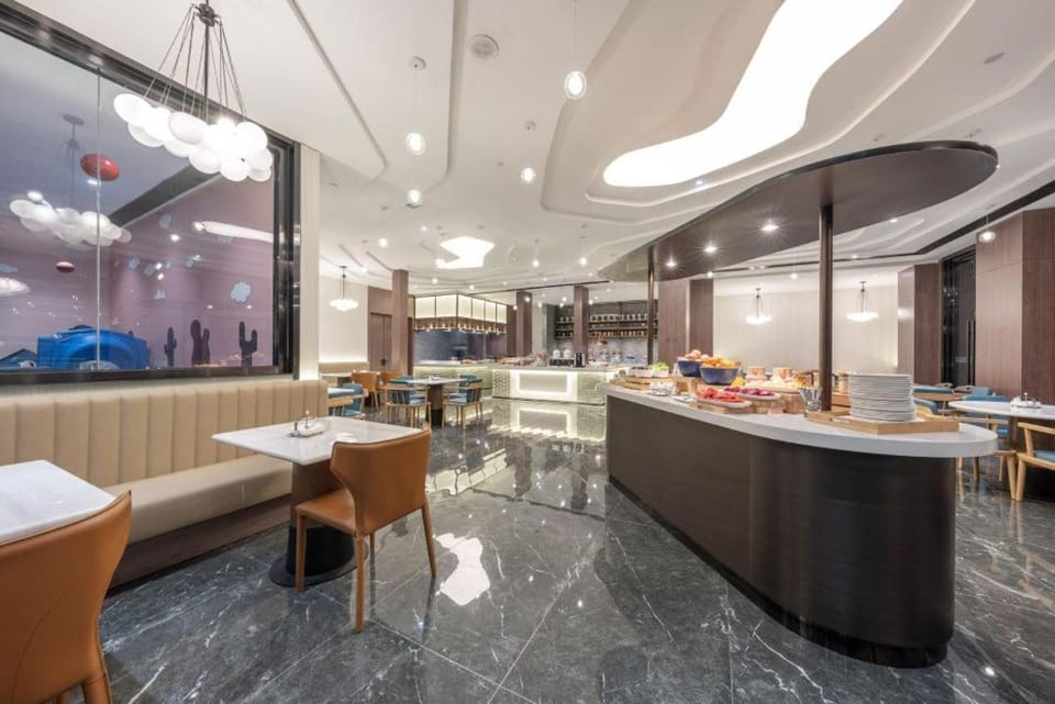World Hotel Jinan Baotu Spring Daming Lake Scenic Area Branch Hotel in Shandong