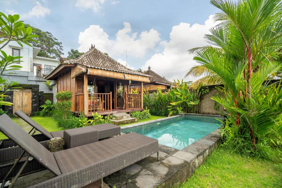 Villa Kayu By Mardika Resort in Abiansemal