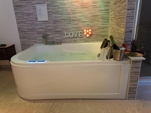 Sweet love Chiarelli Hotel in Ceglie Messapica