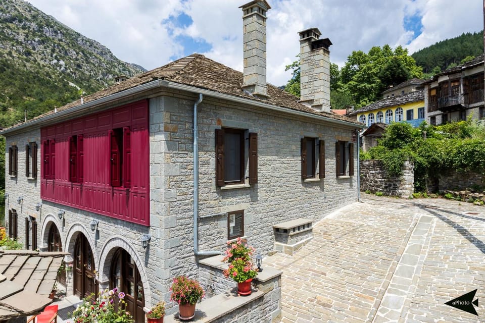 Villa Paroraia Hotel in North Macedonia