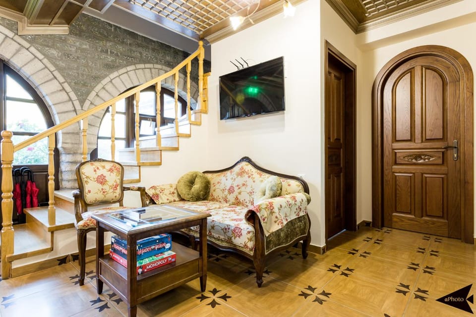 Villa Paroraia Hotel in North Macedonia
