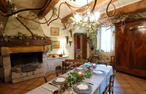 Maison d'hotes Ferme de la Commanderie Hotel in Provence-Alpes-Côte d'Azur