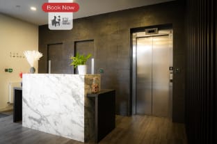 Artsy Modern Flat with Free Parking, Gym & Roof Garden Hotel in Stevenage