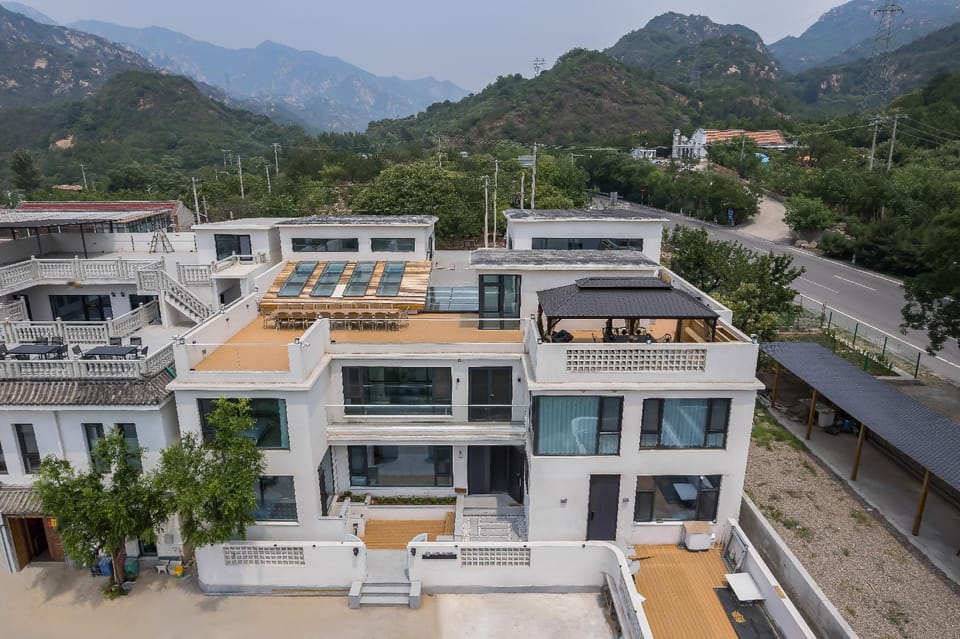 Floral Hotel JIU Nali Guesthouse Baiquanshan Branch Hotel in Beijing