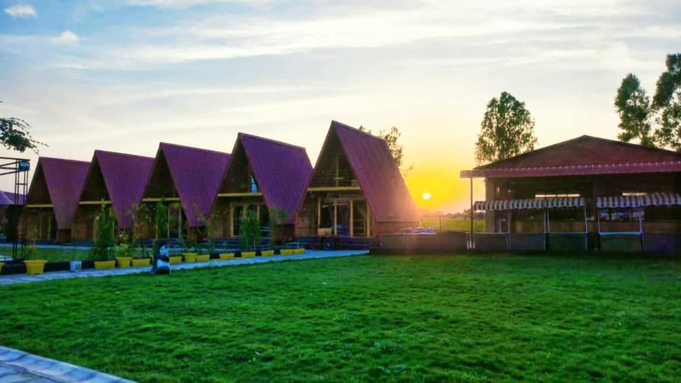 Sapling's N Eyrie's Farm Resort in India