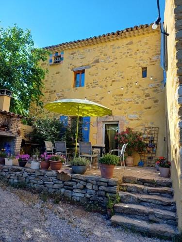 chambre dans ferme provencale Hotel in Provence-Alpes-Côte d'Azur