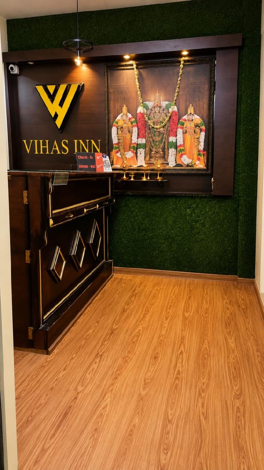 Hotel Vihas Inn Tirupati- Near Alipiri Inn in Tirupati