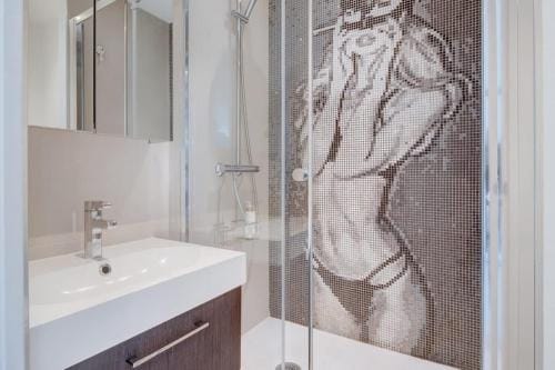 Le Semiramis l Central & Views l Shellter Rentals Inn in Saint-Tropez