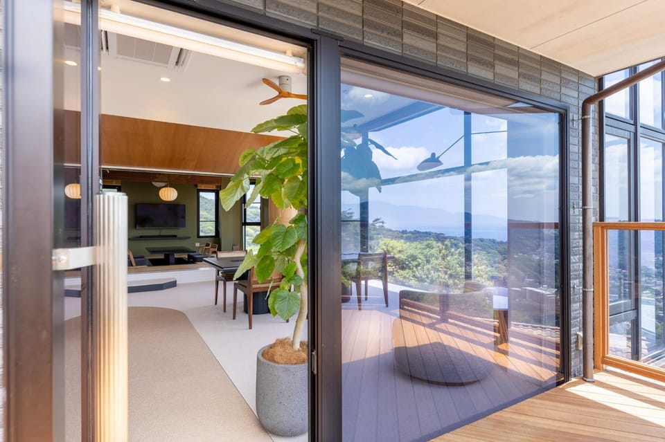Glampetit Horizon Hotel in Shizuoka Prefecture