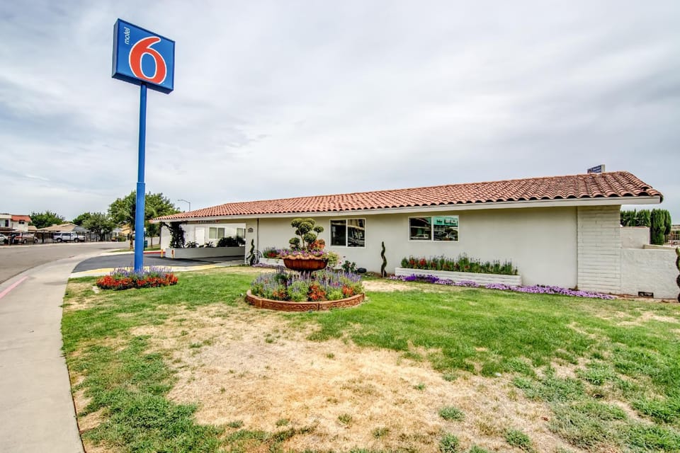 Motel 6 Manteca, CA Hotel in Manteca