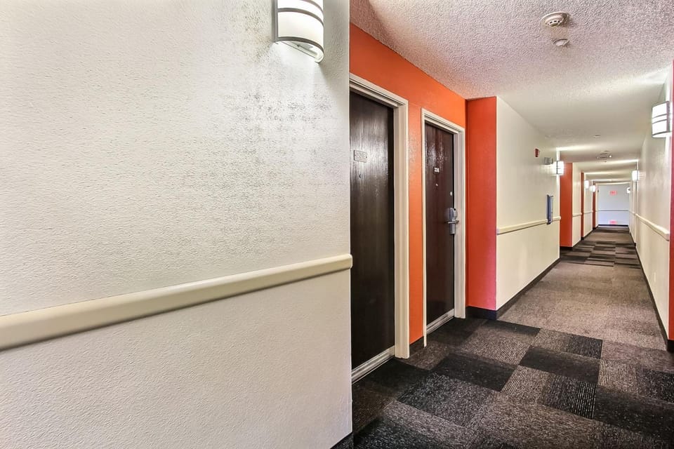 Motel 6 Gilroy, CA Hotel in Gilroy