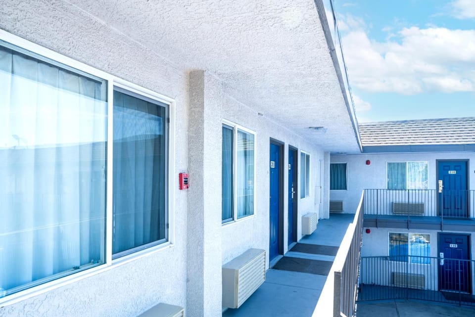 Motel 6 Pleasanton, CA Hotel in Pleasanton