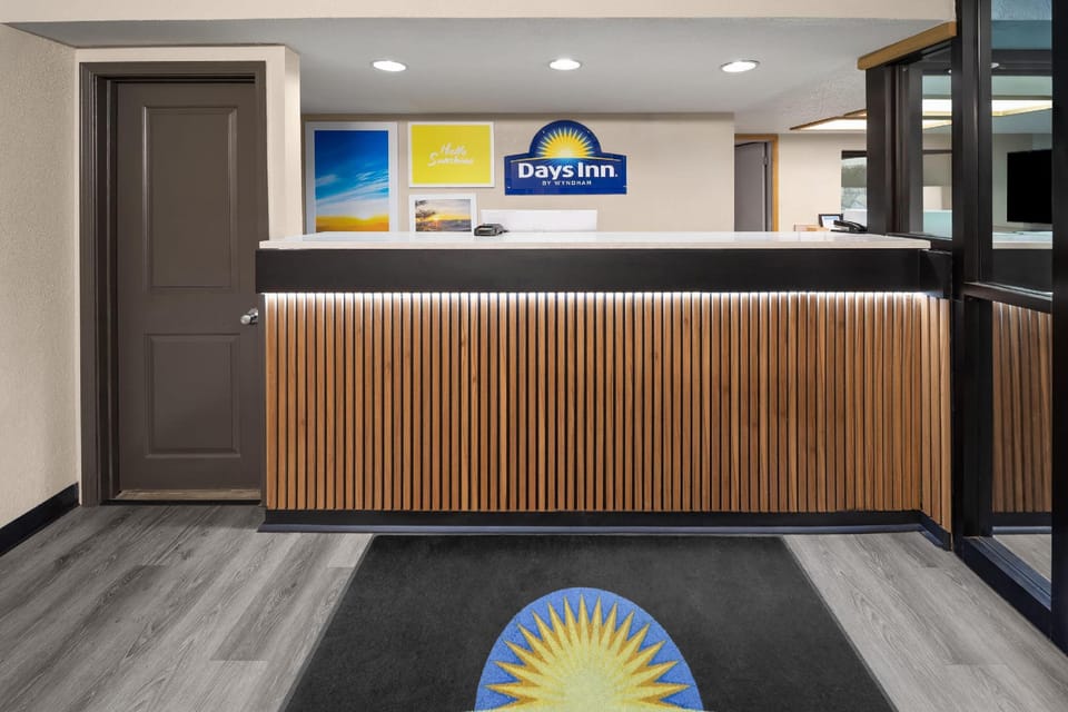 Days Inn by Wyndham Kansas City Northeast Hotel in Kansas City