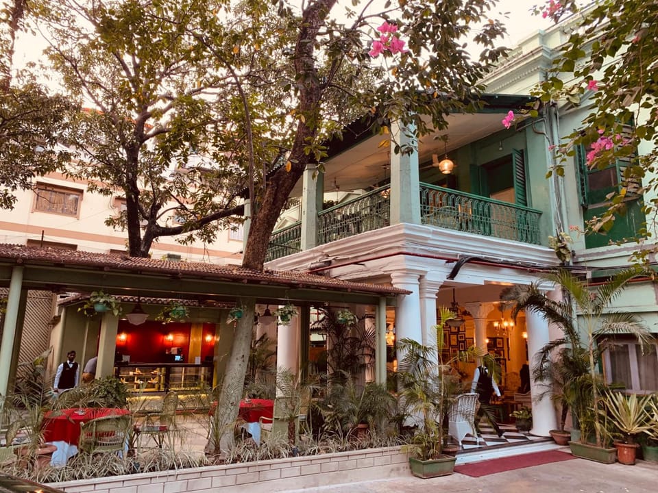 The Elgin Fairlawn Kolkata Hotel in Kolkata