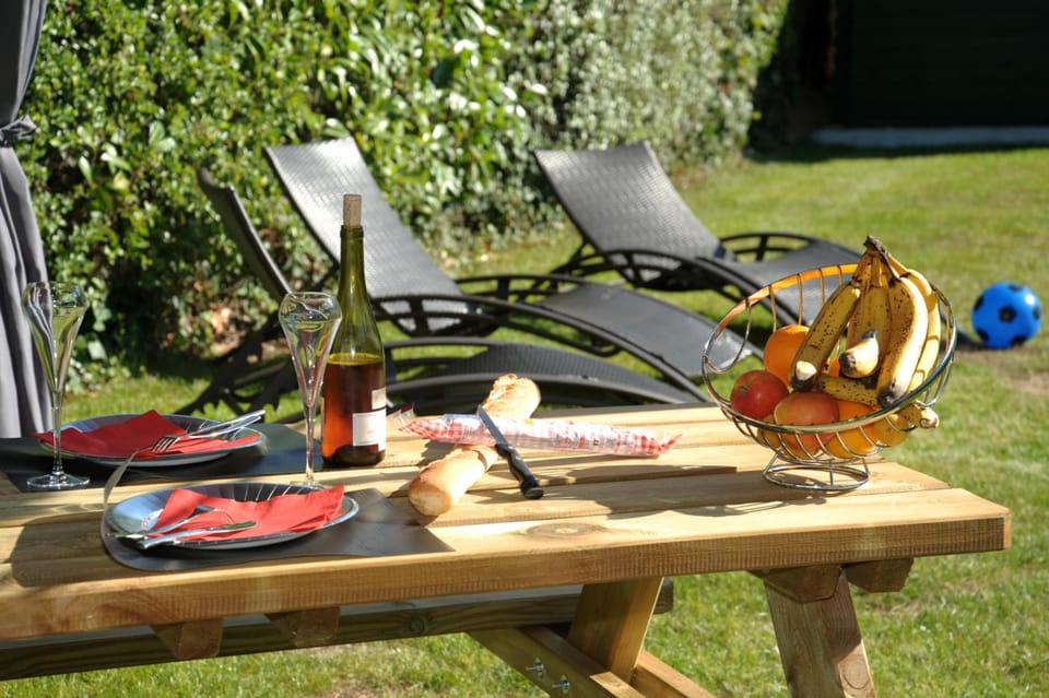 Contact Hotel de Matignon Hotel in Brittany