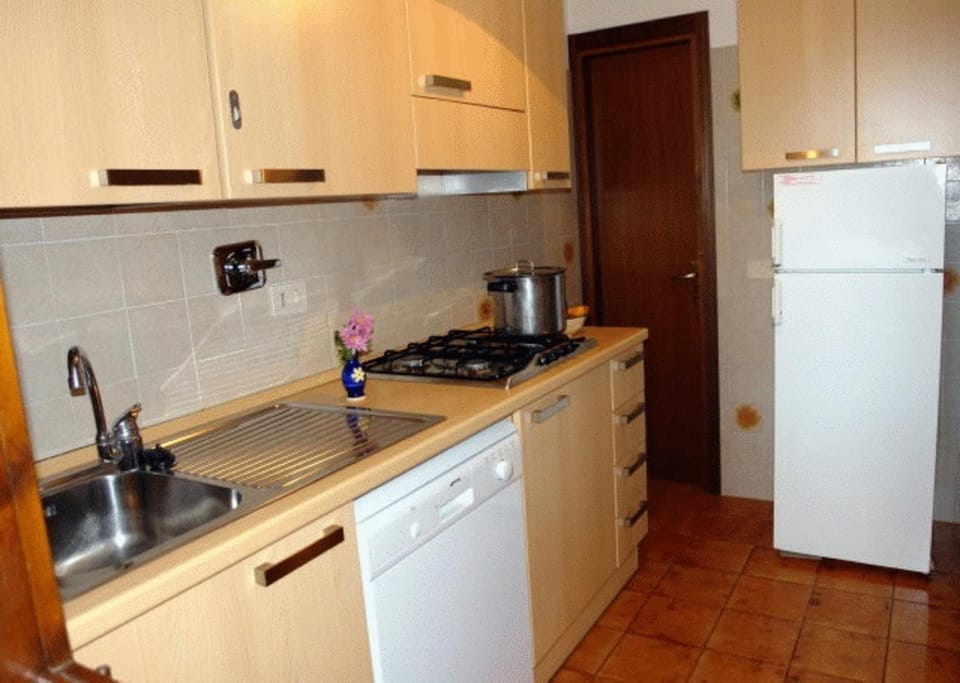 Nice row house with garden for 8 guests in Lignano Pineta Resort in Lignano Sabbiadoro
