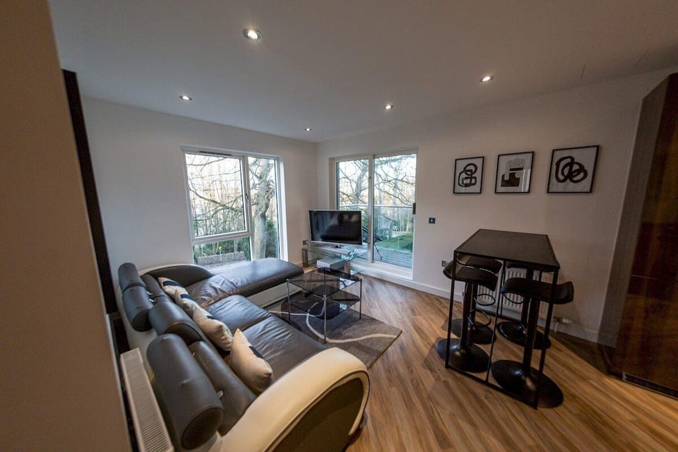 Oakhill Apartment Hotel in Aberdeen