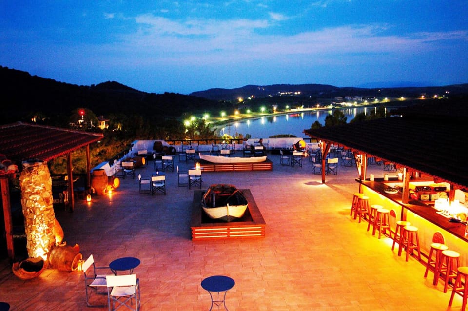 Bar/lounge