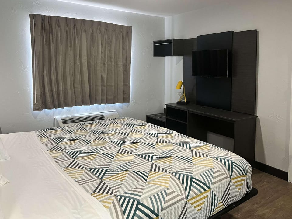 Amenity (Guest room)