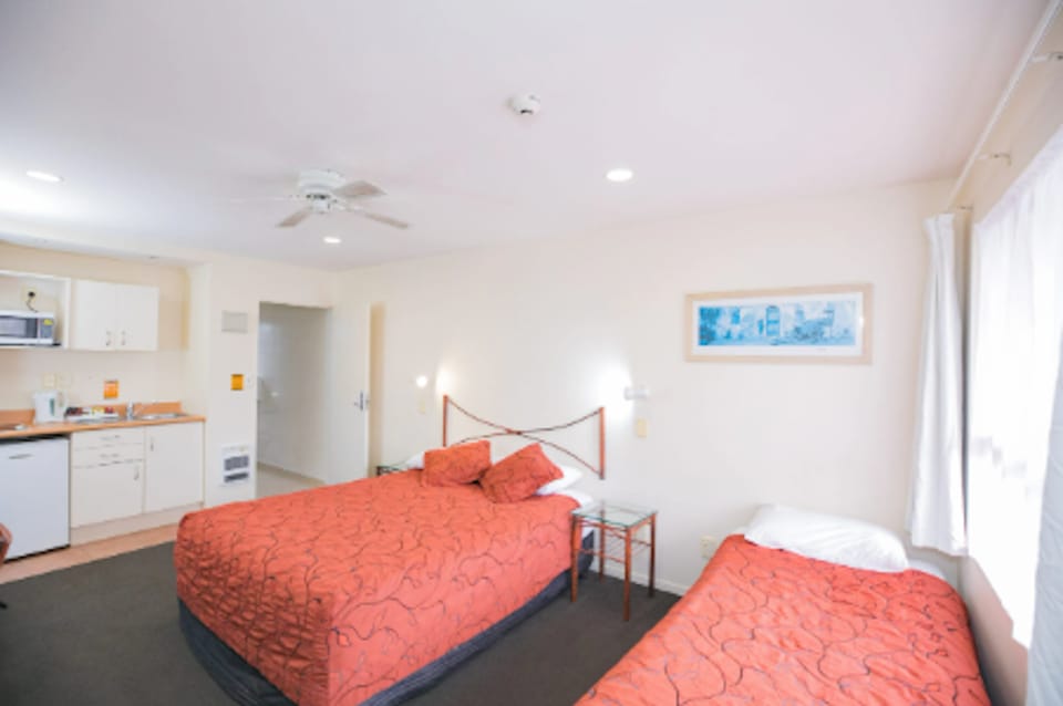 Albany Executive Motor Inn Motel in Auckland