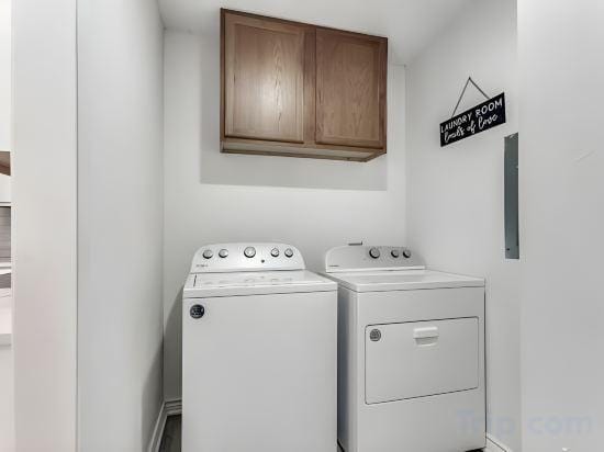 Reston NEW Bright, Airy Home w/ In Ground Pool & Grill Hotel in Richardson