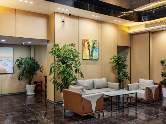EZZI Hotel (Shanghai Hongqiao Airport National Convention and Exhibition Center) Hotel in Shanghai