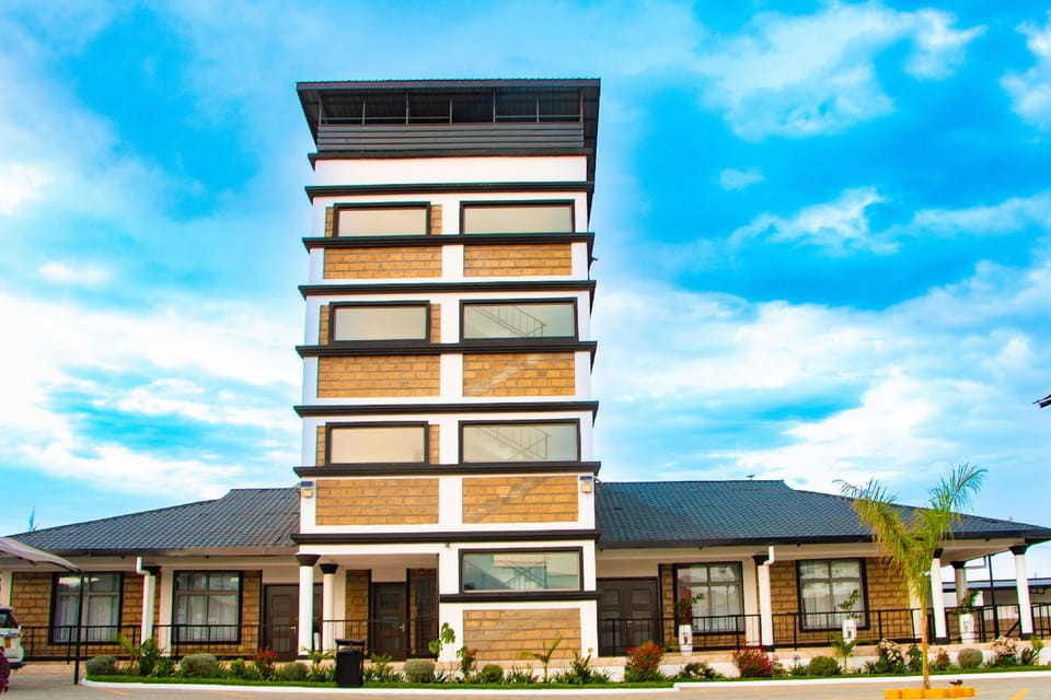 Avian Court Hotel Hotel in Kenya