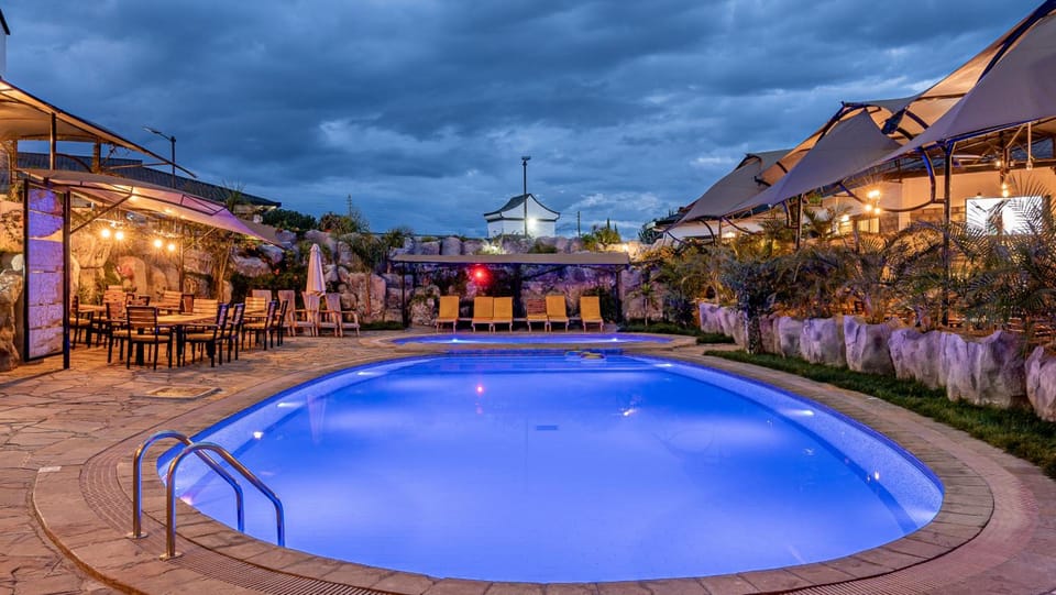 Swimming pool