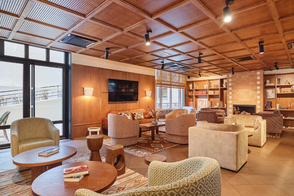 Appart Hotel Paris Levallois Maurice Ravel Apartment hotel in Levallois-Perret