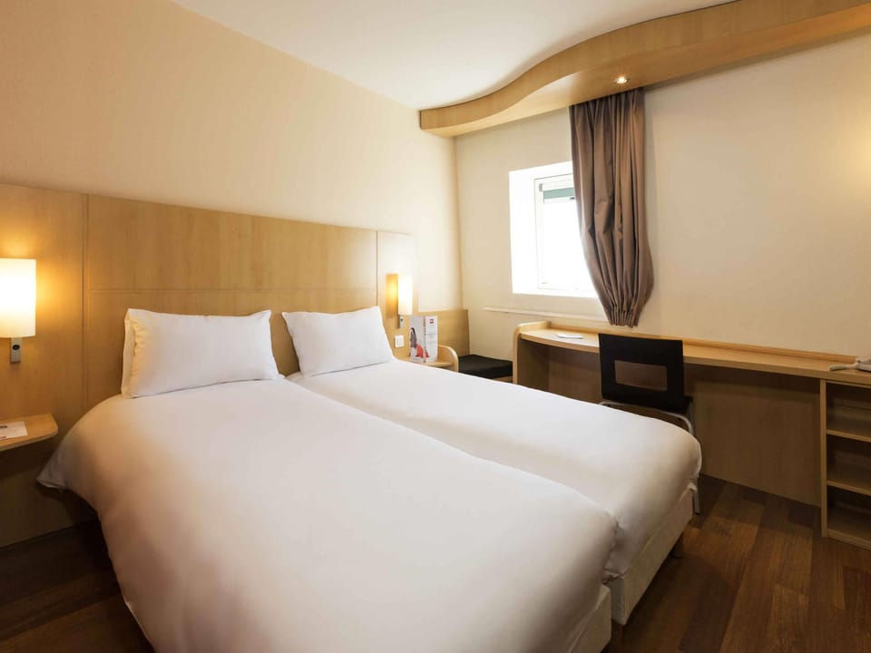 Guestroom