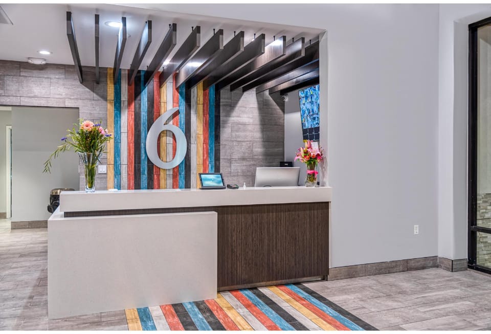 Studio 6  Suites Stockton, CA – Waterfront Hotel in Stockton