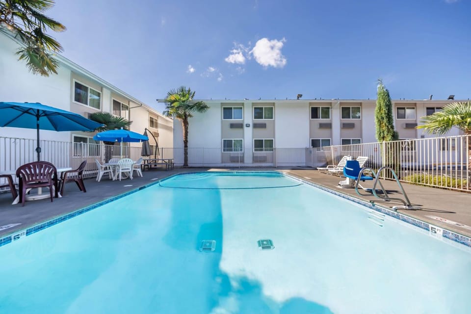 Motel 6 Seattle, WA - Sea-Tac Airport South Hotel in SeaTac