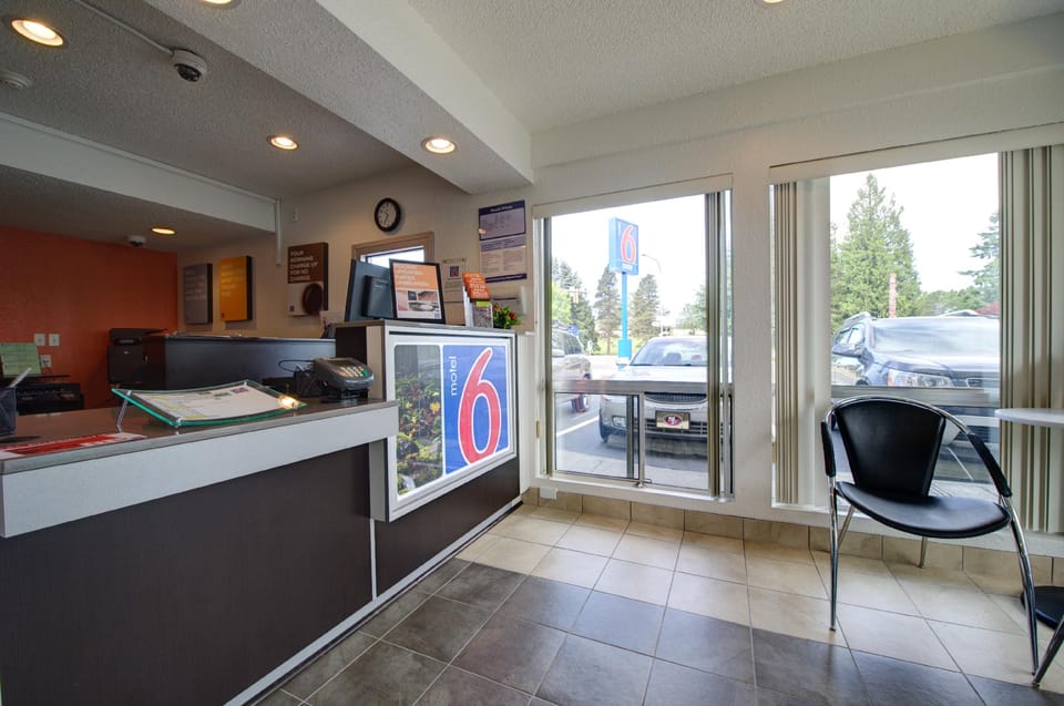 Motel 6 Seattle, WA - Airport Hotel in SeaTac