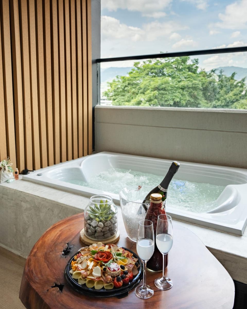 Nakua Stay & Work Hotel in Medellin