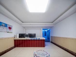 Diamond eSports Hotel (Shaoxing Zhuji Xiongfeng New World Store) Hotel in Hangzhou