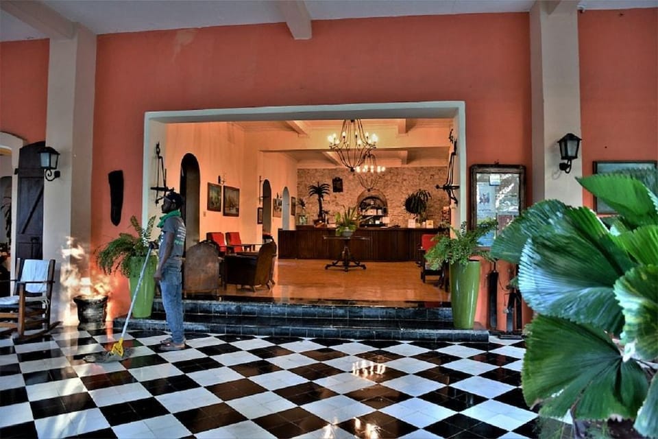 Hôtel du Roi Christophe Hotel in Nord Department, Haiti