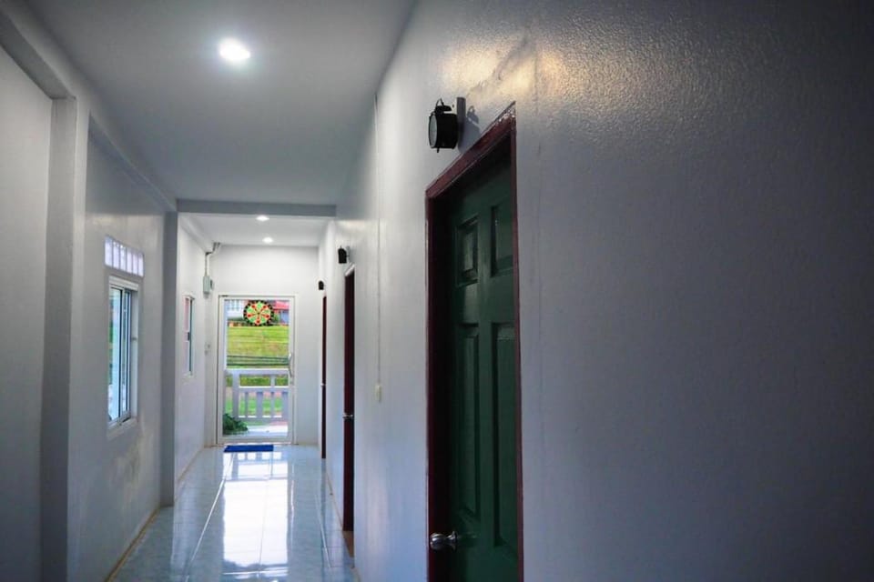 Wayla Hostel - Adults Only Hotel in Sala Dan