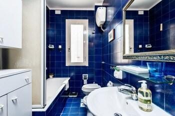 Otranto - WR Apartments Hotel in Rome