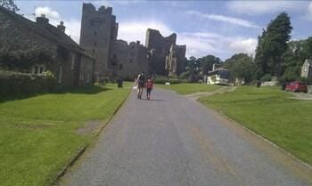 GreenGrove Country House B&B Hotel in Craven District