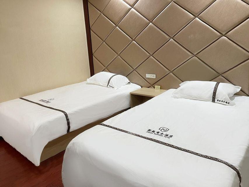 POLY DRY TRADERS HOTEL Hotel in Hangzhou