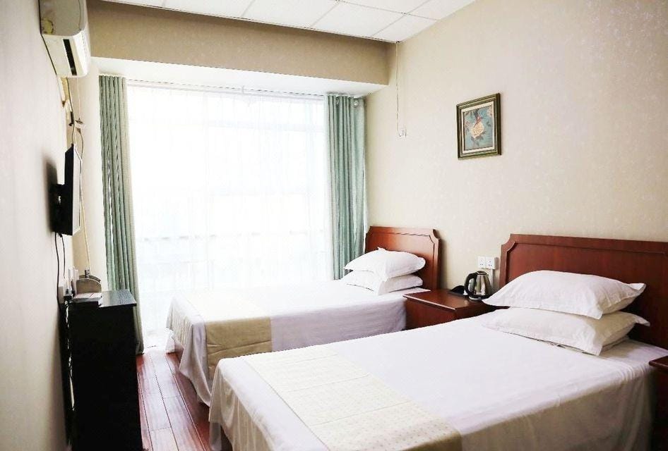 Jinxiangrui Hostel Hotel in Qingdao