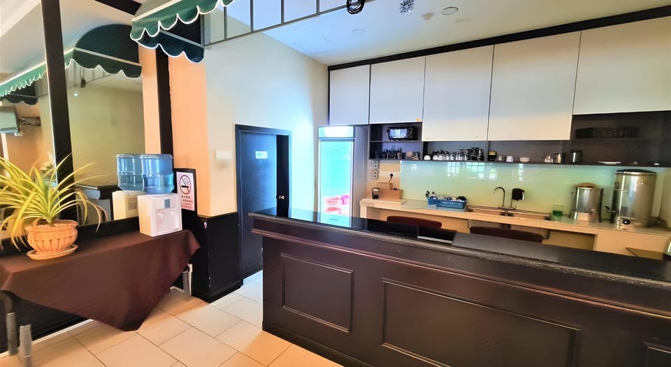 Merdeka Hotel Hotel in Johor