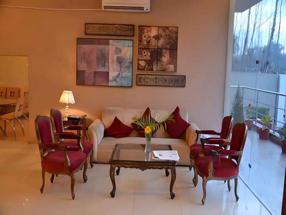 Hotel The Oasis Hotel in Haryana