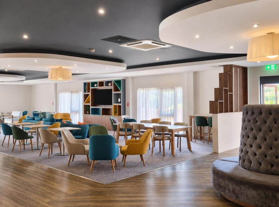 Holiday Inn Cardiff - North M4 By IHG Hotel in Cardiff