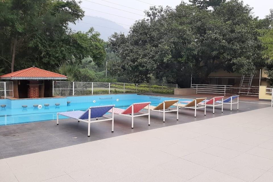 Dalmanchal  Resort in West Bengal