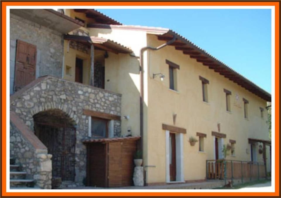 Crete Gialle Hotel in Campania