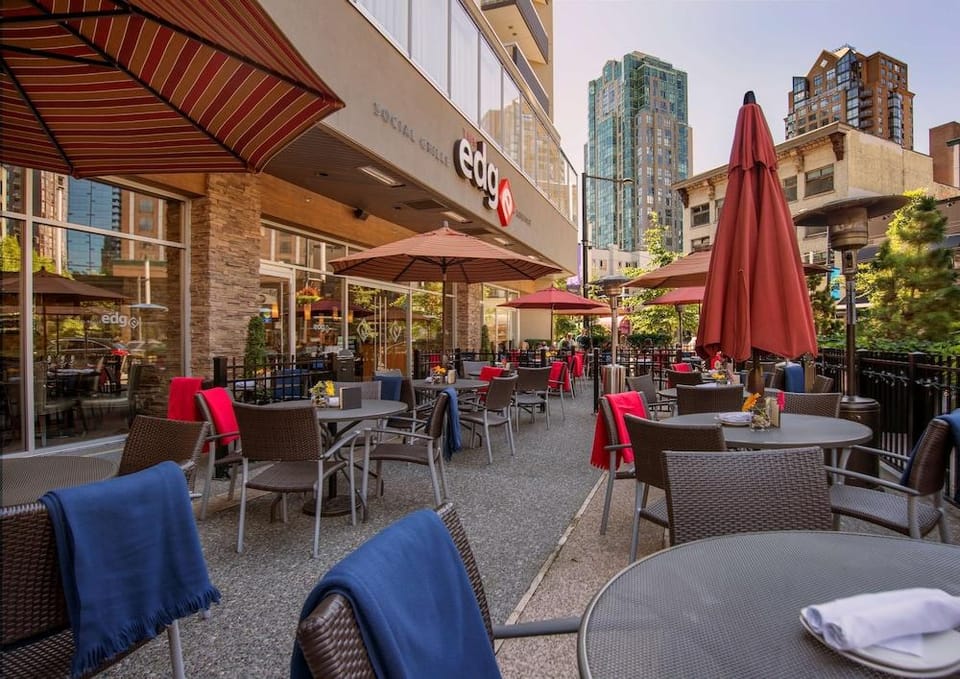 Best Western Plus Chateau Granville Hotel & Suites & Conference Ctr. Hotel in Vancouver
